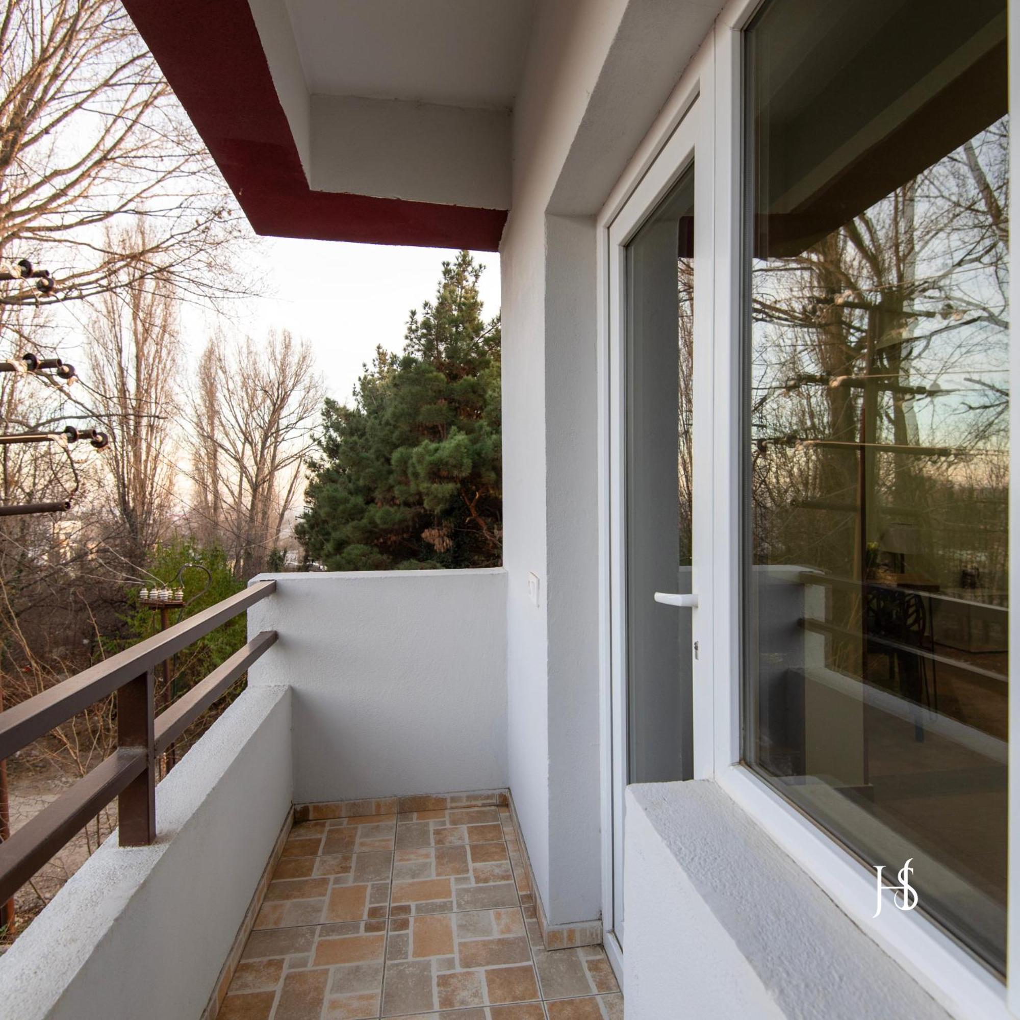 Hotel Serenity Tbilisi Exteriör bild